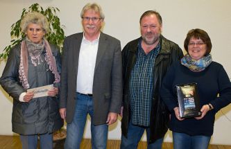 2013-12-04 PferdemarktQuirnbachTombola1 333